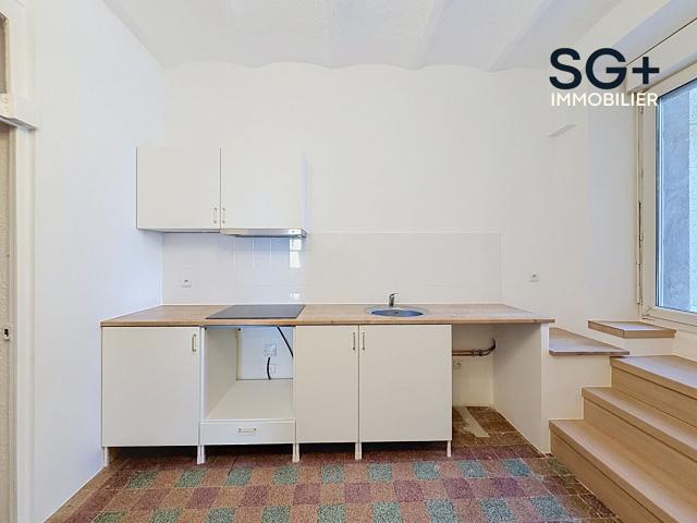 Location Appartement Rue Grand Rue louis Fabry, Marseille