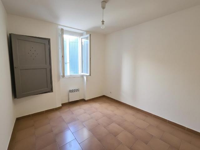 Location Appartement Rue Grande, Lambesc