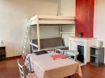 Location Appartement Rue Grivolas, Avignon