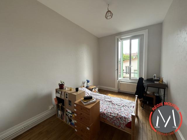Location Appartement Rue Guillotte, Villeurbanne