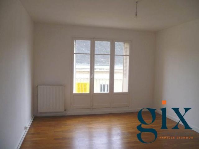 Location Appartement Rue Dolomieu, Grenoble