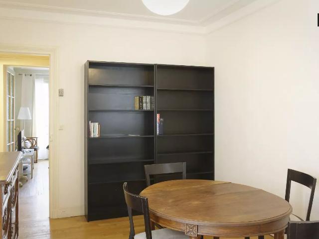Location Appartement Rue Dombasle, Paris
