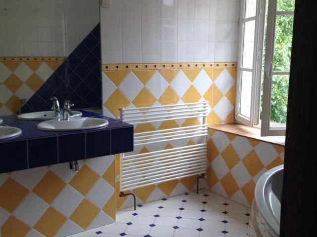 Location Appartement Rue d'Orléans, Séry Magneval