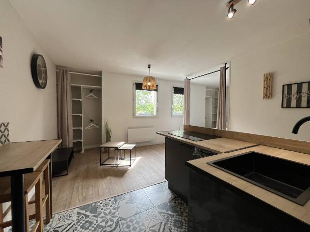 Location Appartement Rue d'Athènes, Arras