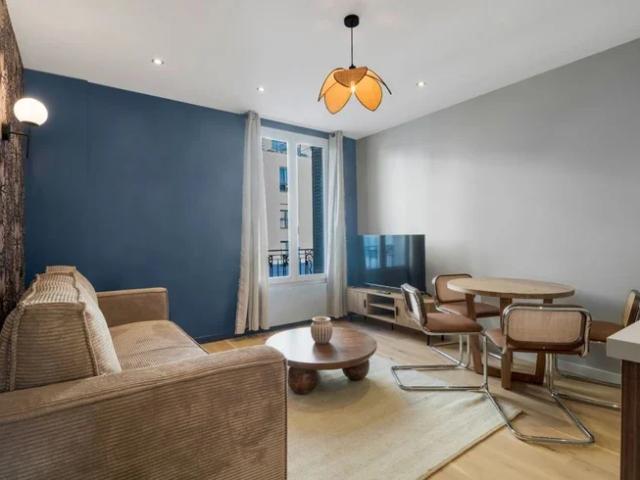 Location Appartement Rue d'Avron, Paris
