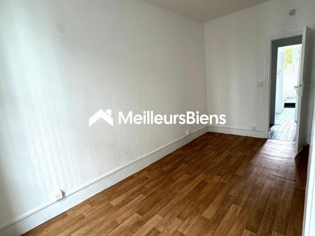 Location Appartement Rue d'Avron, Paris