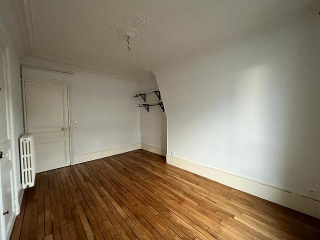 Location Appartement Rue d'Alésia, Paris