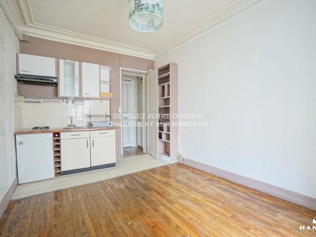 Location Appartement Rue Dalou, Paris