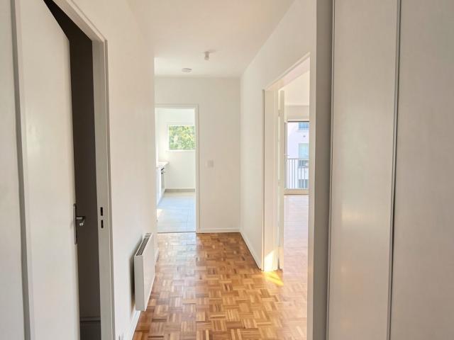 Location Appartement Rue Damrémont, Paris