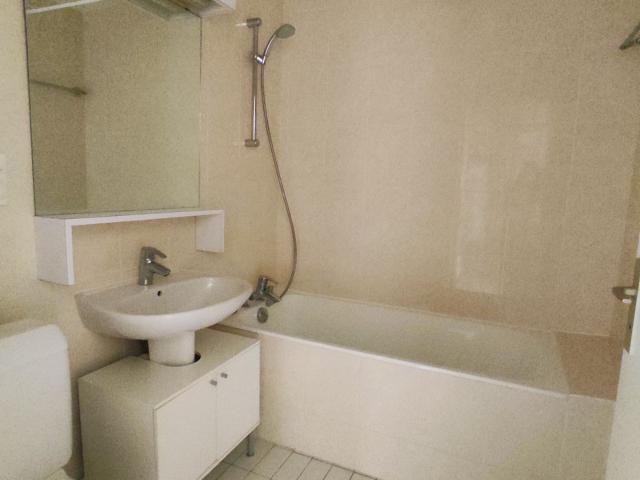 Location Appartement Rue Damrémont, Paris