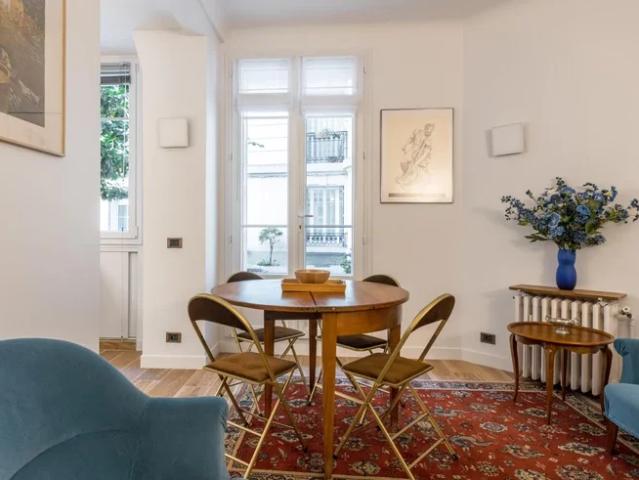 Location Appartement Rue Damrémont, Paris