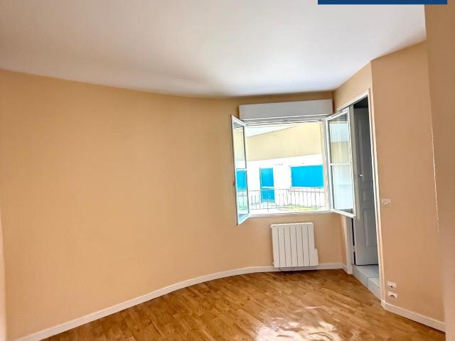 Location Appartement Rue d'Angiviller, Rambouillet