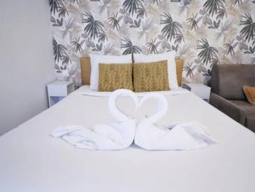 Location Appartement Rue Danielle Casanova, Paris