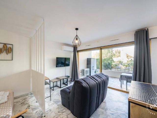 Location Appartement Rue d'Antibes, Cannes