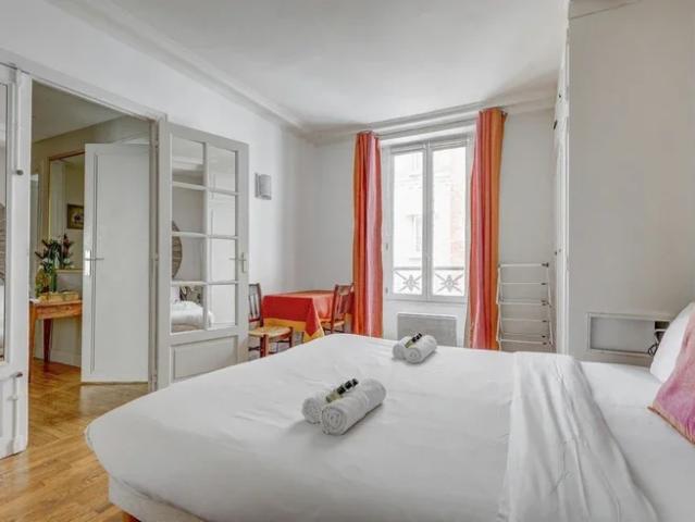 Location Appartement Rue d'Armaillé, Paris