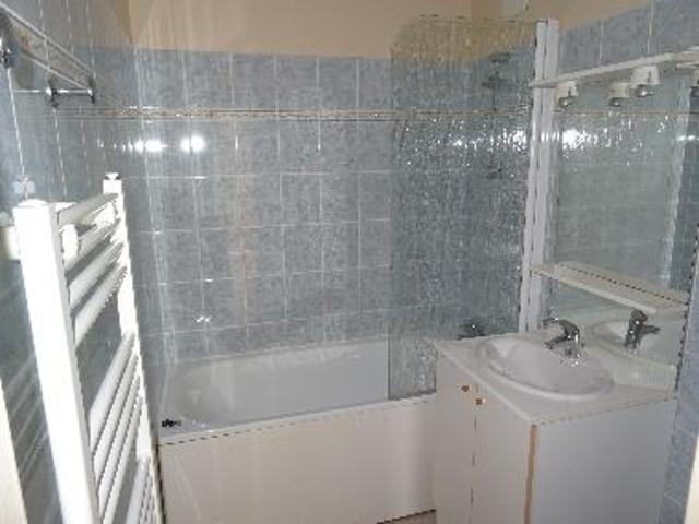 Location Appartement Rue de Corse, Issoudun