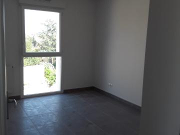 Location Appartement Rue de Cabrières, Saint Gervasy