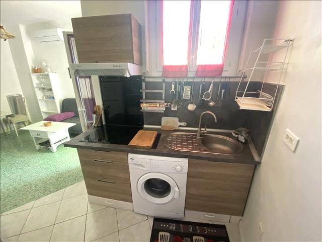Location Appartement Rue de Castellane, Palalda