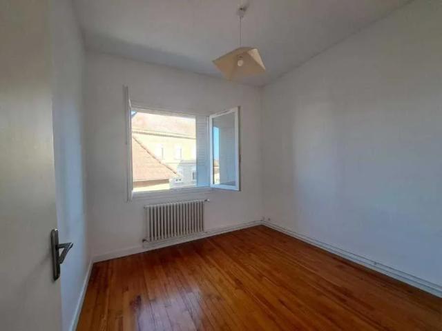 Location Appartement Rue de Châbons, La Tour du Pin