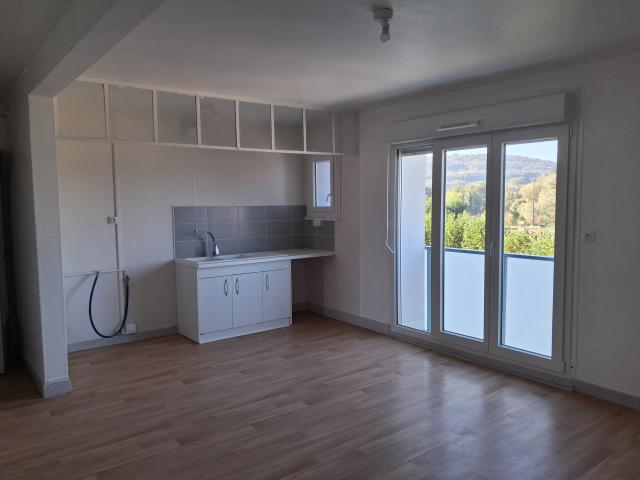Location Appartement Rue de Champerriet, Bavans