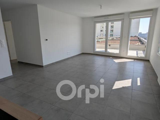 Location Appartement Rue de Chanteranne, Clermont Ferrand