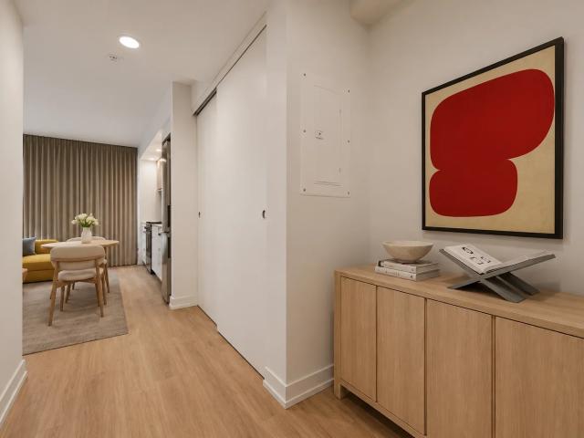 Location Appartement Rue de Charenton, Paris