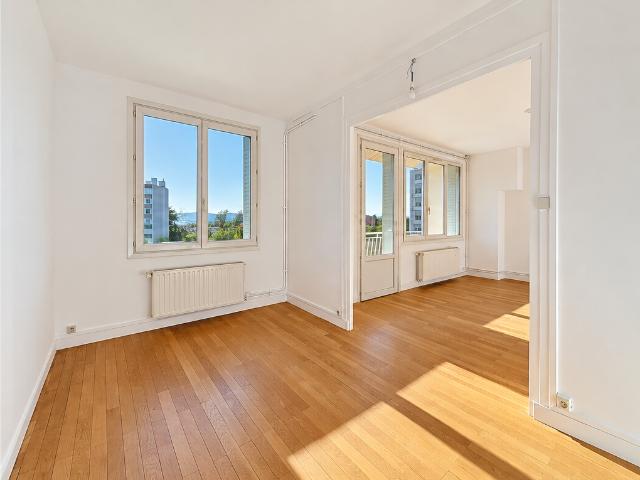 Location Appartement Rue de Chavril, Sainte Foy lès Lyon