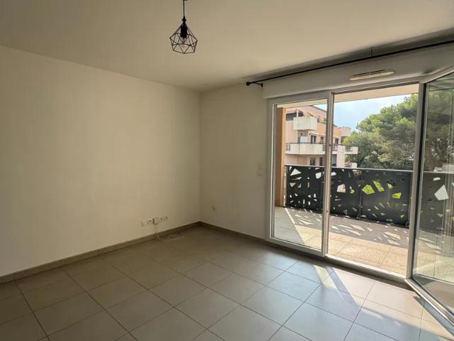 Location Appartement Rue de Clémentville, Montpellier