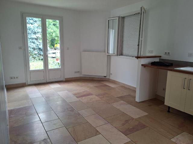 Location Appartement Rue De Cronstadt, Dijon