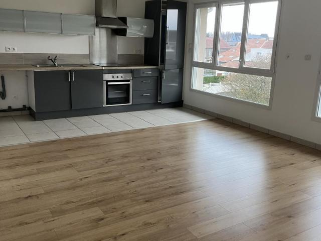 Location Appartement Rue de Beaumont, Noyelles Godault