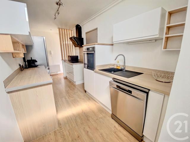 Location Appartement Rue de Beaucaire, Nîmes