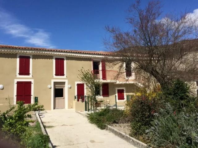 Location Appartement Rue de Beaufort, Sainte Croix