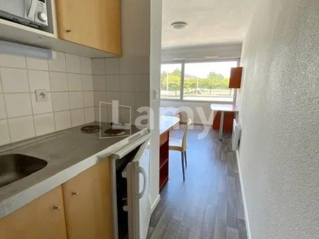 Location Appartement Rue de Bellevue, Rennes