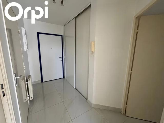 Location Appartement Rue de Bruxelles, Élancourt