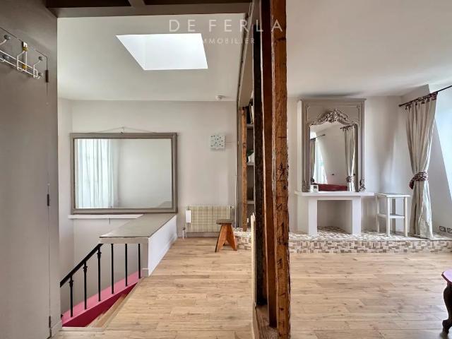 Location Appartement Rue de Brissac, Paris