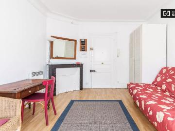 Location Appartement Rue de Gergovie, Paris