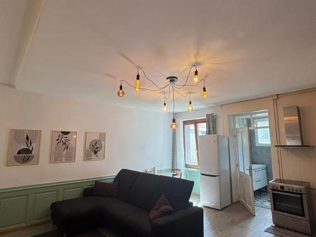 Location Appartement Rue de Fontaine Pary, Collonges