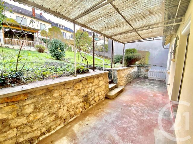 Location Appartement Rue de Fonteilles, Lioujas