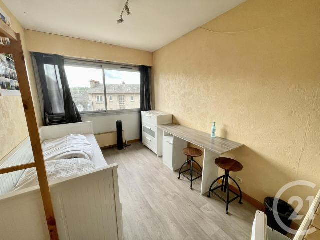 Location Appartement Rue de Fonteilles, Lioujas