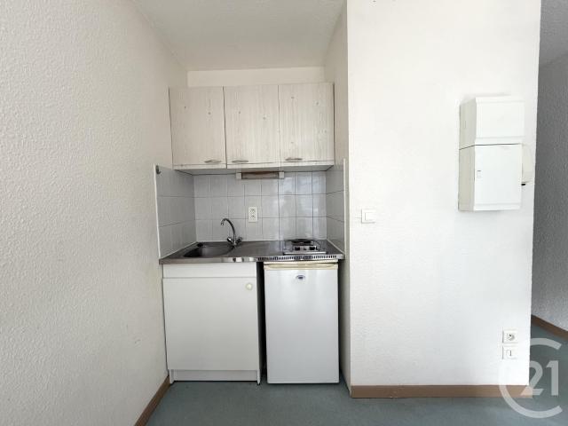 Location Appartement Rue de Fonteilles, Lioujas