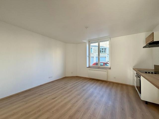 Location Appartement Rue de Fleuranges, Sedan