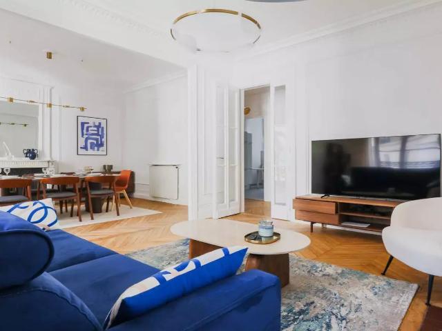 Location Appartement Rue de Lourmel, Paris