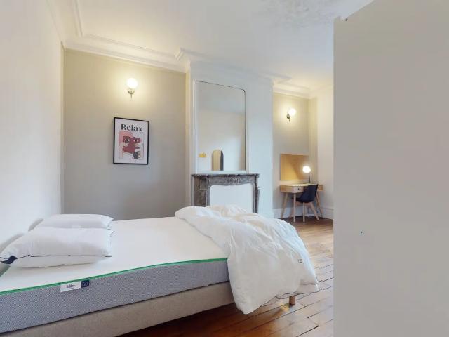 Location Appartement Rue de l'Ourcq, Paris