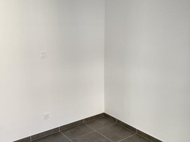 Location Appartement Rue de Locarno, Marseille