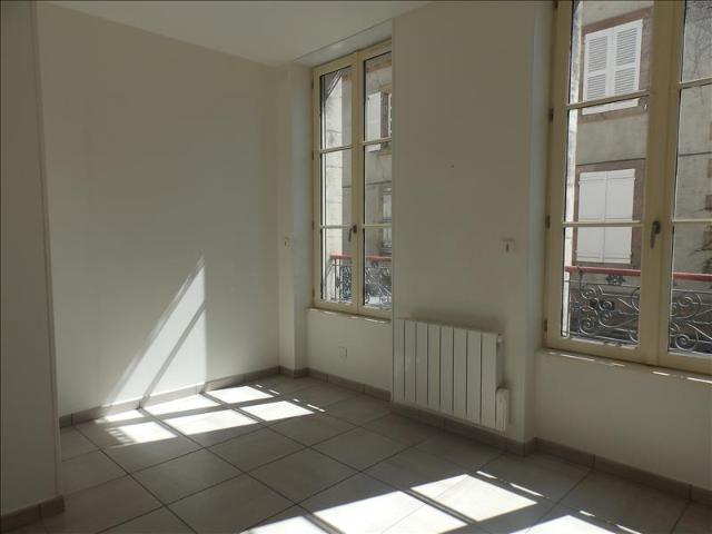 Location Appartement Rue de l'Oiseau, Moulins