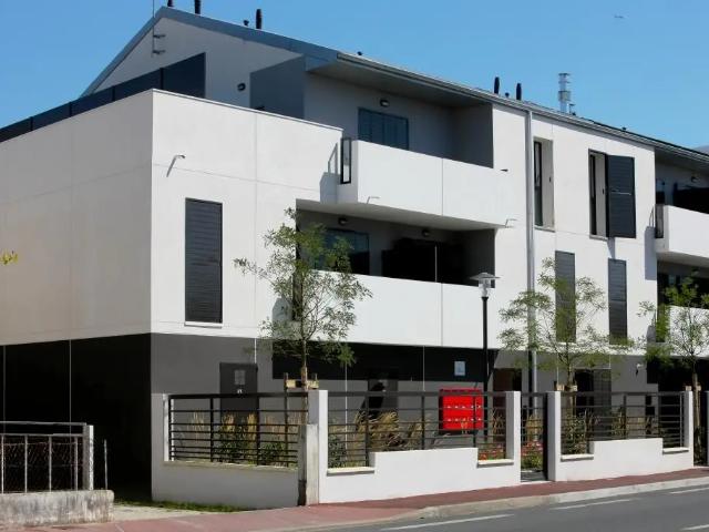 Location Appartement Rue de Los Heros, Le Haillan