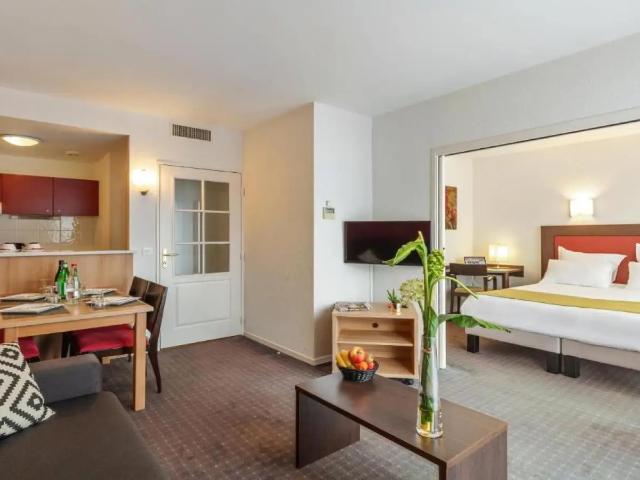 Location Appartement Rue de Lausanne, Divonne les Bains