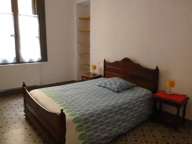 Location Appartement Rue de la Côte Saint Sauveur, Perpignan
