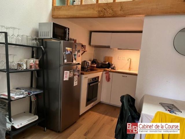 Location Appartement Rue de la Course, Bordeaux