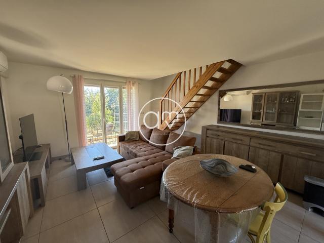 Location Appartement Rue de la Collinette, Carqueiranne